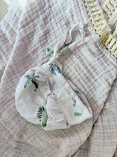 PALM PARADISE MUSLIN SWADDLE